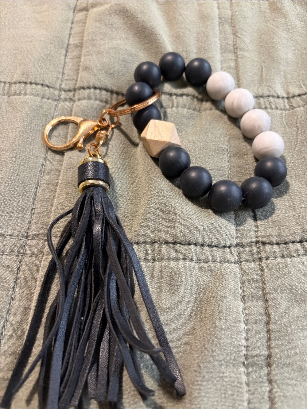 Black and White Beaded Tassel Keychain Bracelet